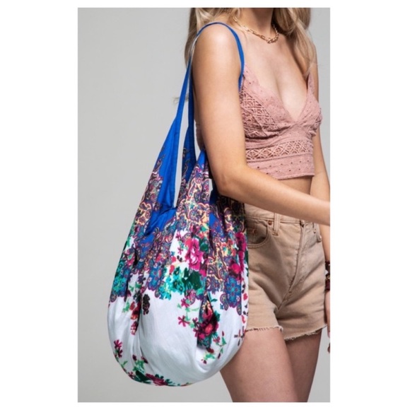 Oversized Bohemian Bag - Picture 7 of 8